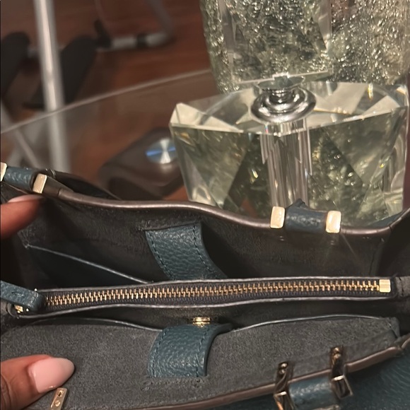 Kate Spade Green Satchel with Textured Leather Finish.send offers - Picture 5 of 14